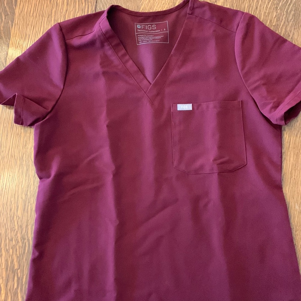 Figs Catarina top Burgundy size Small